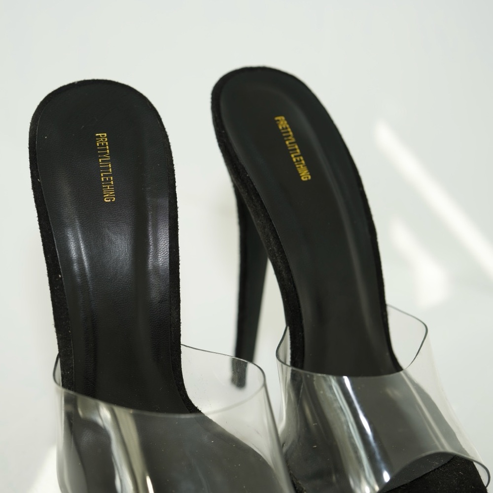 Pretty Little Thing BLACK HIGH PLATFORM CLEAR MULE SANDALS Suede PVC Size UK 6 - Picture 11 of 16